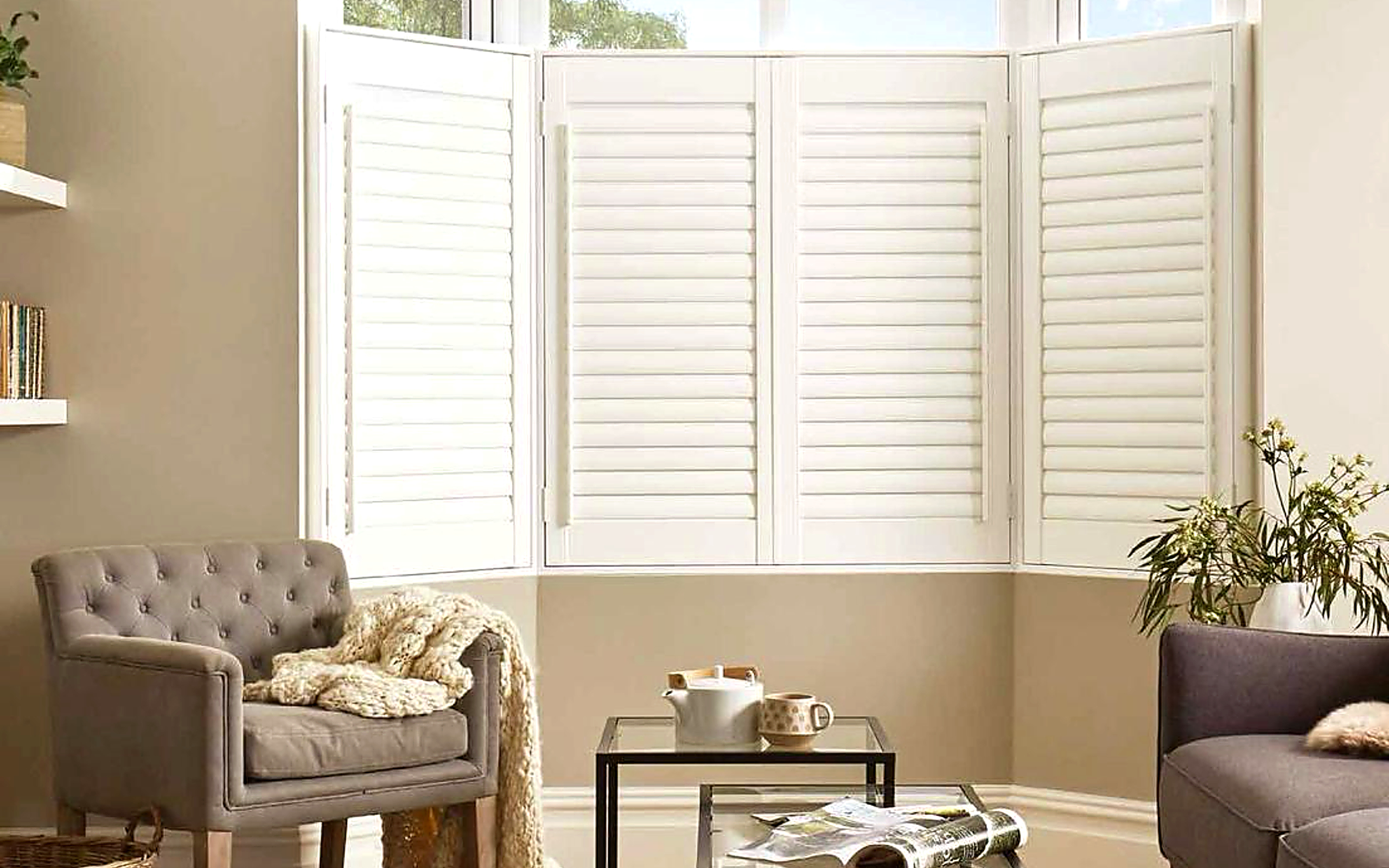 Lounge with bay window shutters